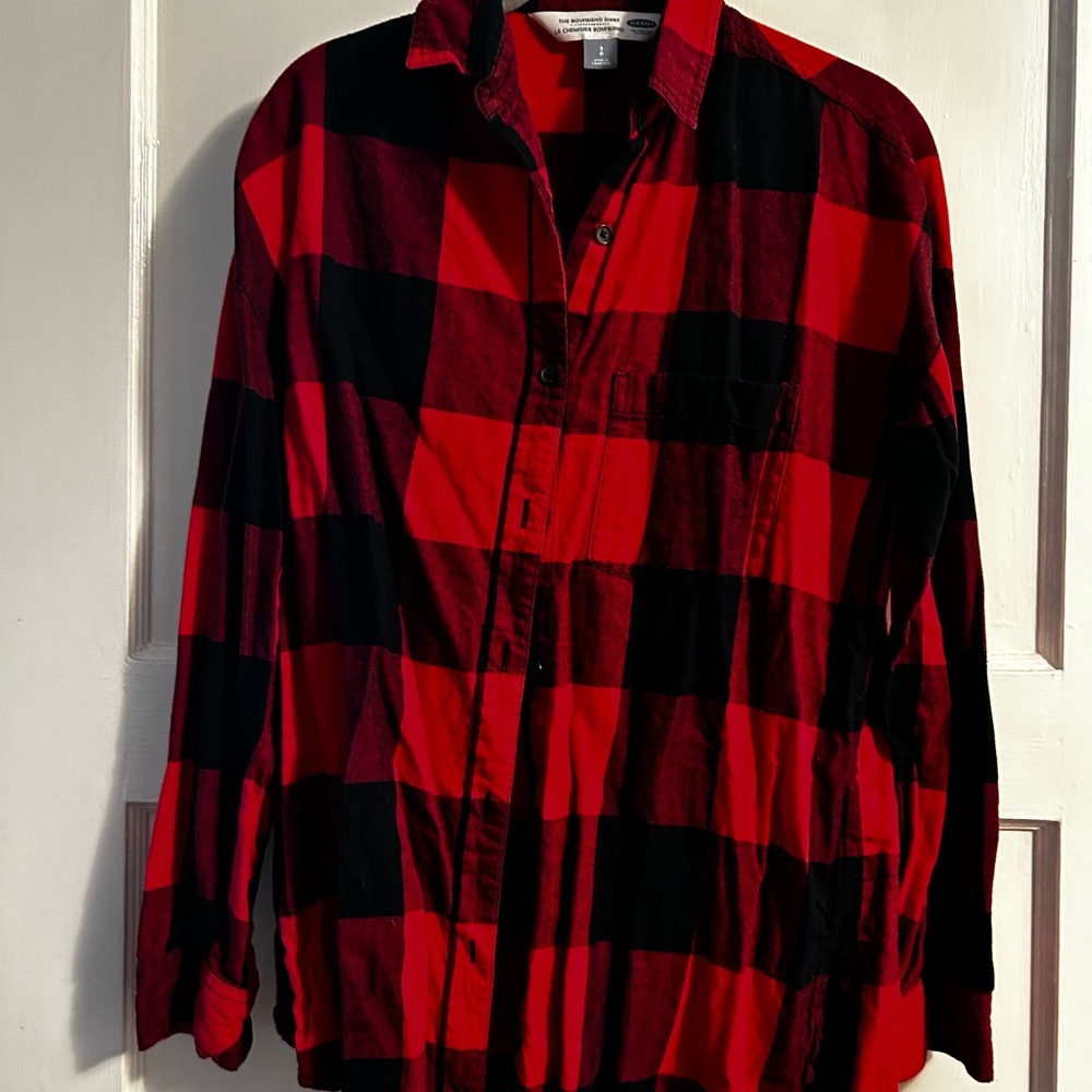 Old Navy Red and Black Plaid Women's Button Down Shirt